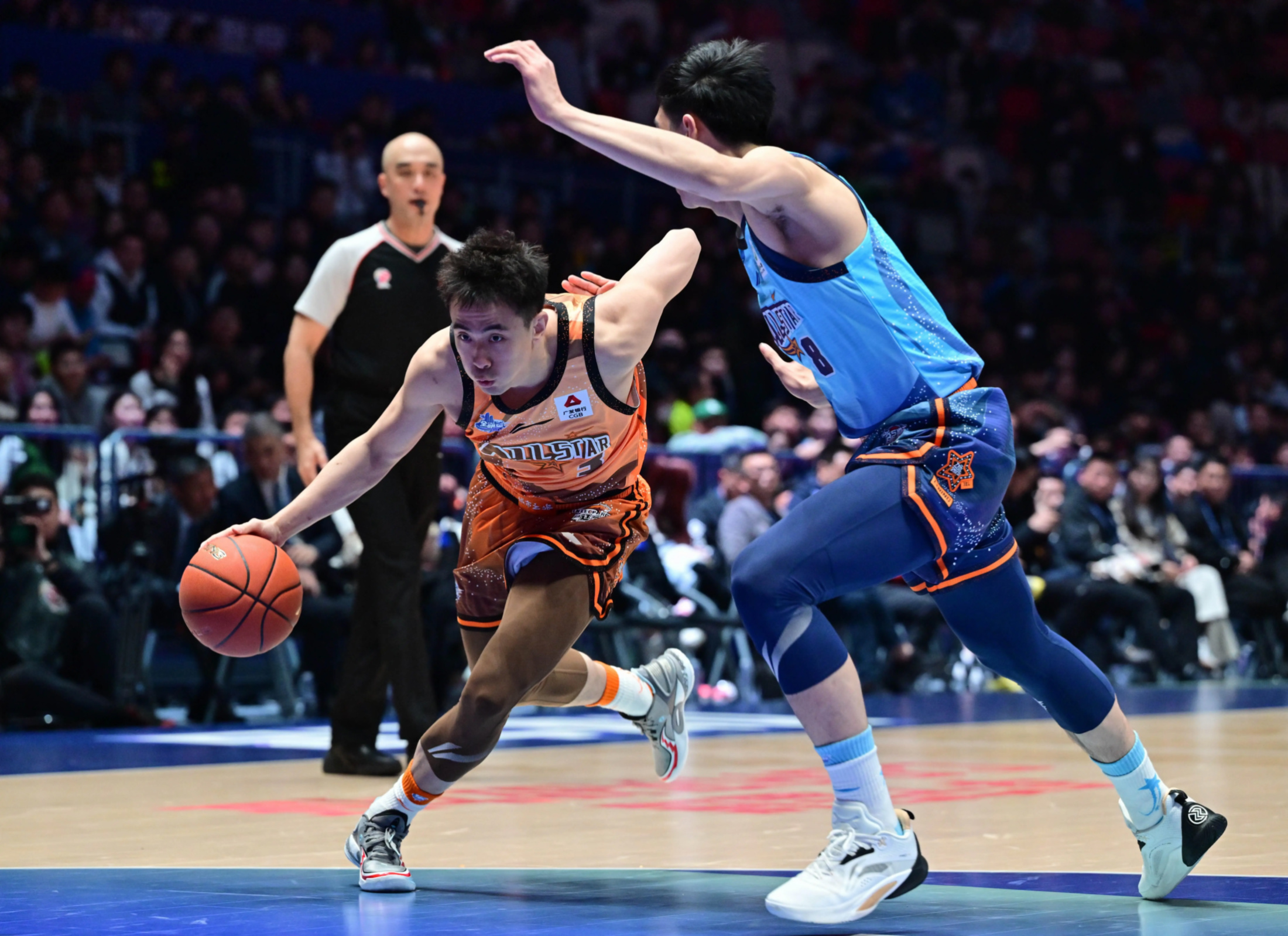 关于深圳男篮今夜豪取连胜，志在德国杯名次提升，更衣室稳定，球队文化再被提及的信息u8官网app